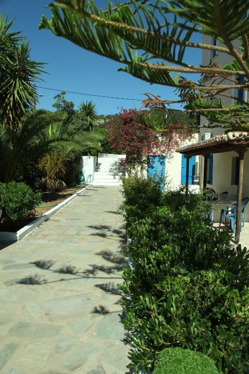 Lianos Aparthotel 2*